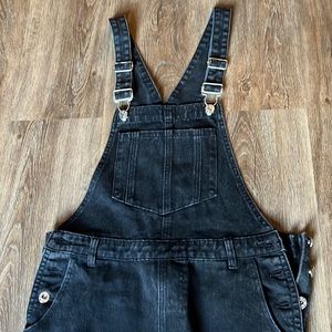 vestique Black Denim distressed Overalls